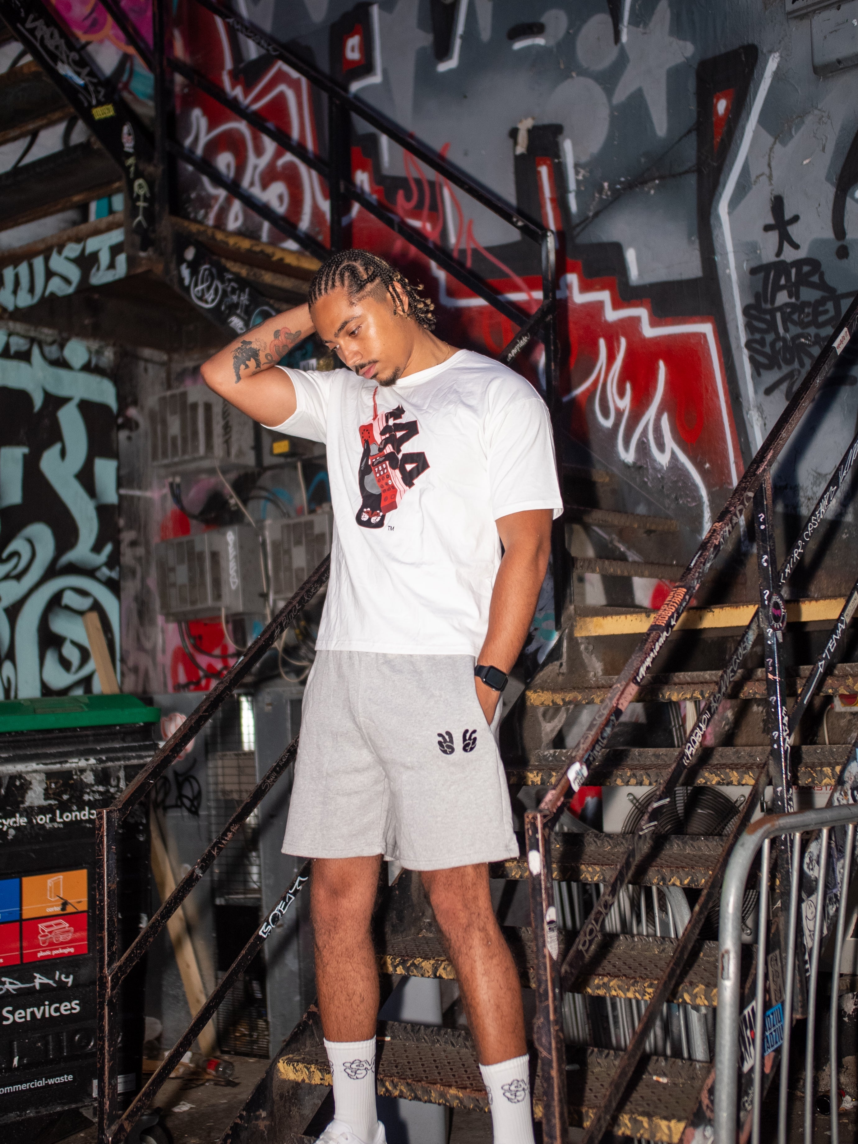 '+44 Retro tee (White)